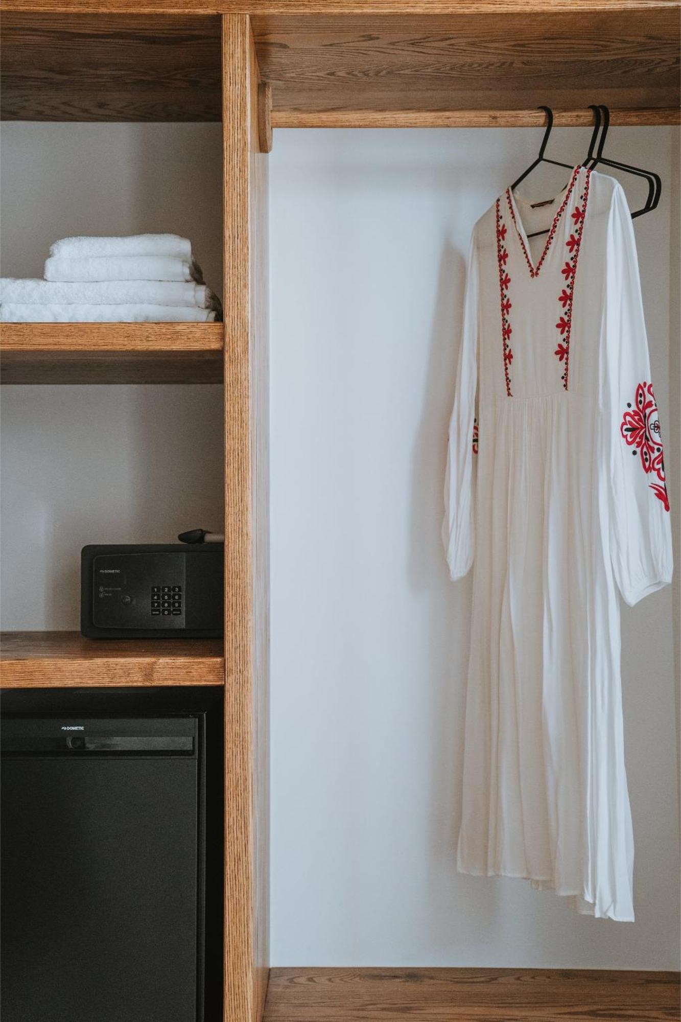 Ostria View Mykonos Bed & Breakfast Mykonos Town Exterior foto